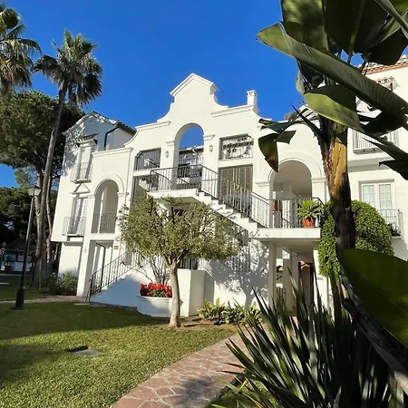 Bohemian Chic Famille Et 5 Piscines Apartment