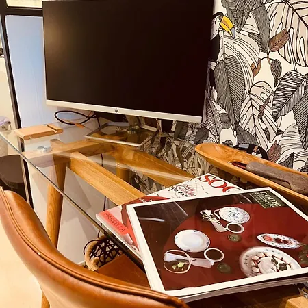 Bohemian Chic Famille Et 5 Piscines Apartment *