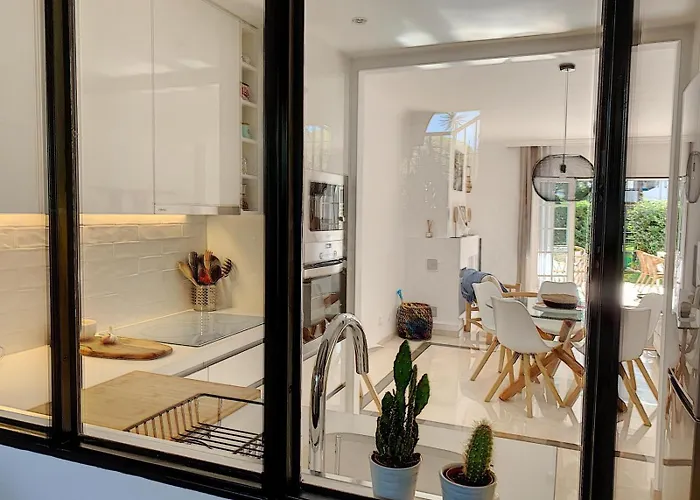 Bohemian Chic Famille Et 5 Piscines Апартаменти Естепона