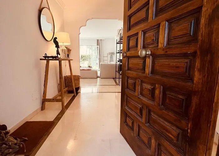 Bohemian Chic Famille Et 5 Piscines Апартаменти