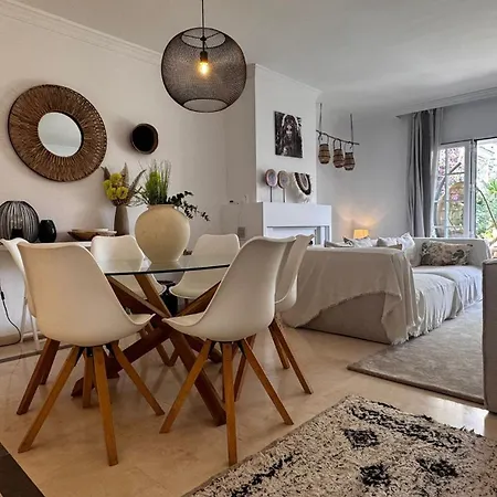 Bohemian Chic Famille Et 5 Piscines Appartamento Estepona