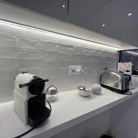 Bohemian Chic Famille Et 5 Piscines Apartment *