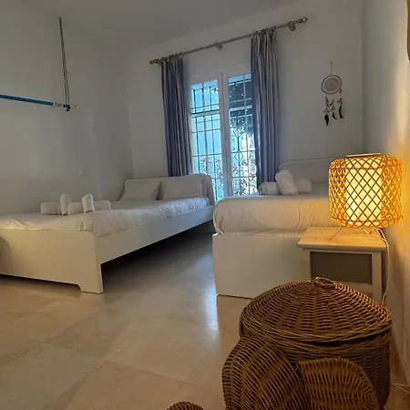 Bohemian Chic Famille Et 5 Piscines Apartment *